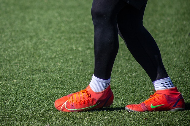 小孔塞桑：我和C罗聊过，他说我在伟大的俱乐部效力