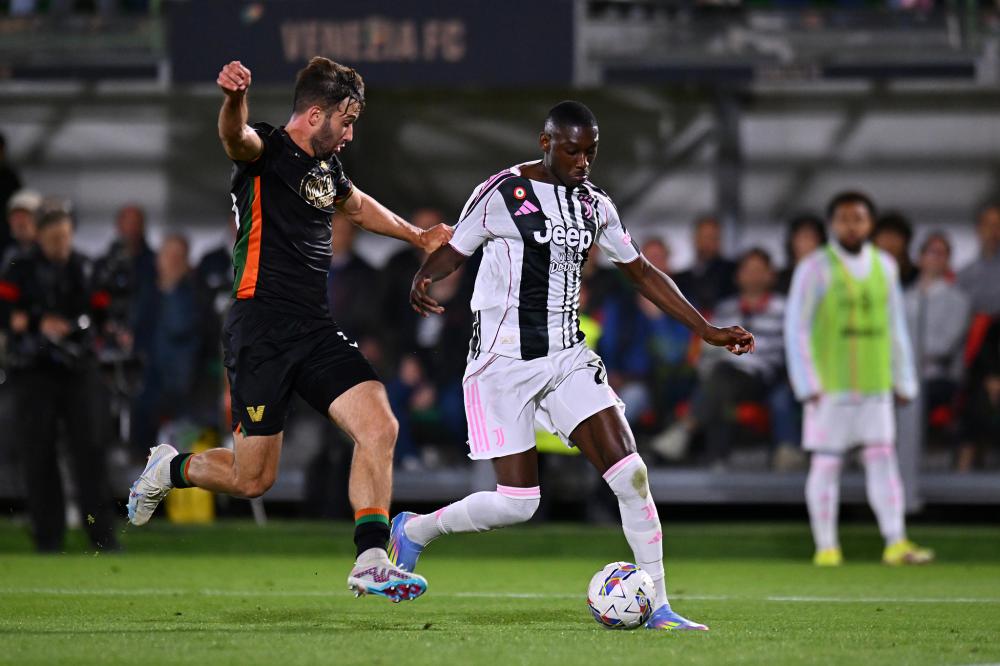 切尔西锋线低迷导致攻击乏力